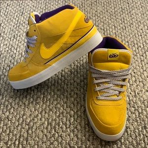 NWOT Nike 6.0 Sneakers